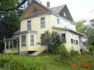 76 Rauch Rd, Lake Huntington, NY 12752