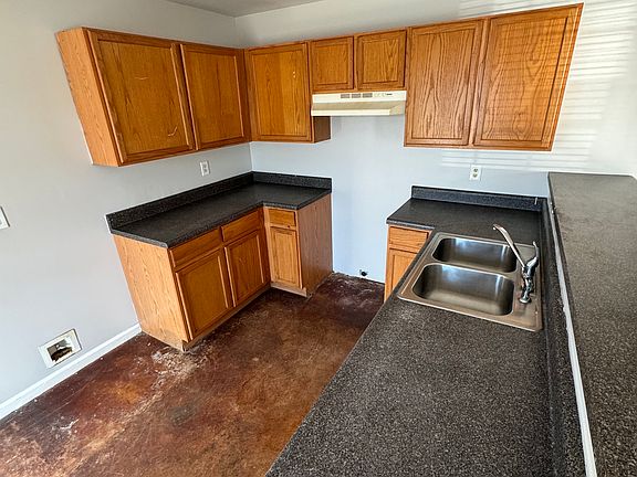 4th image of 100 Nikki Dr #A