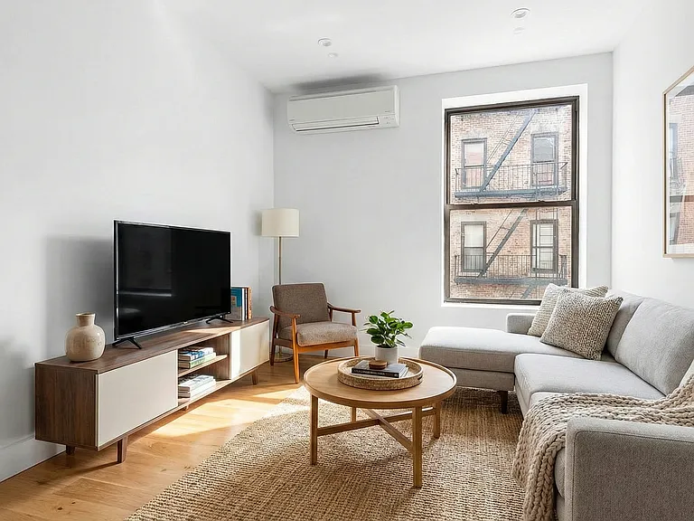 3409 Broadway #5D — Photo 6
