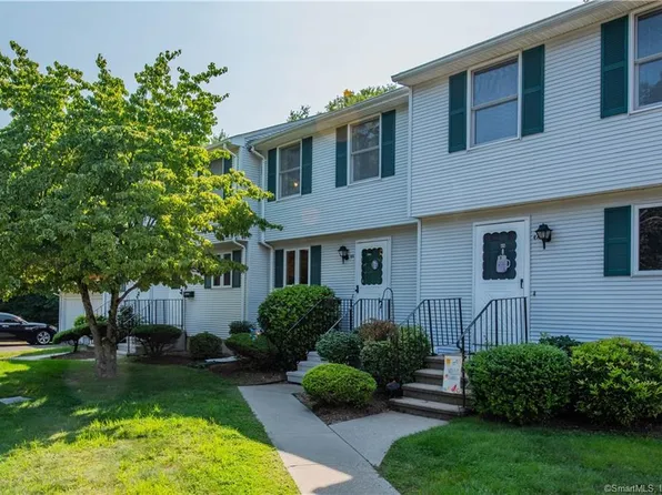 28 Middle Road #4B, Enfield, CT 06082