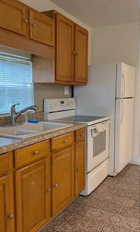 1 bed, 1.0 bath, 1750 sqft, $1,600 — Photo 4