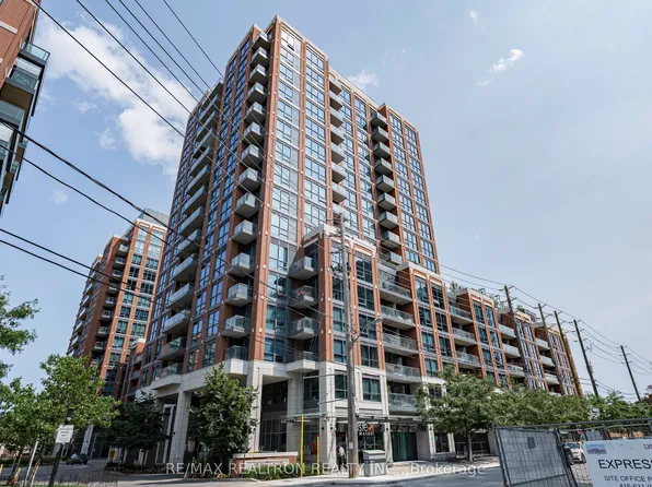 31 Tippett Rd #230, Toronto, ON M3H 0C8