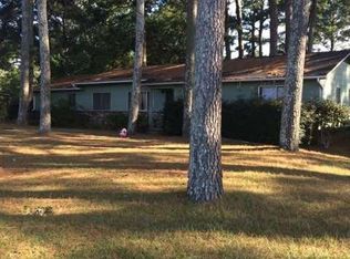 929 Raymond Rd, Jackson, MS 39204