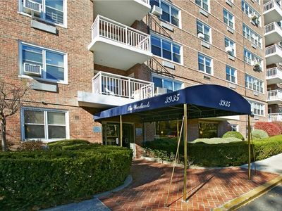 3935 Blackstone Avenue #5G, Bronx, NY, 10471