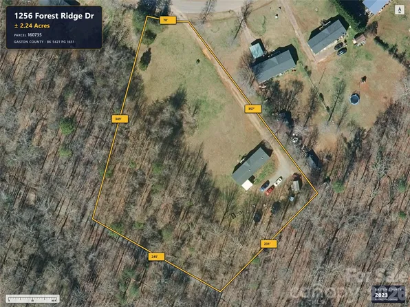 1256 Forest Ridge Dr, Bessemer City, NC 28016