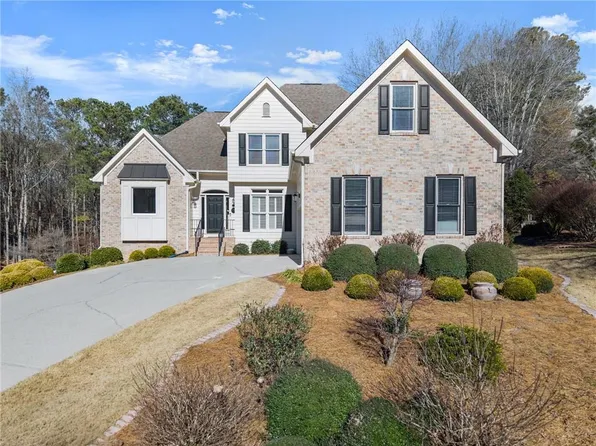 2815 Windrush Dr, Buford, GA 30518