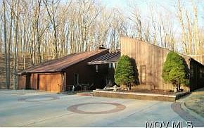 1st image of 17 Brentwood Dr