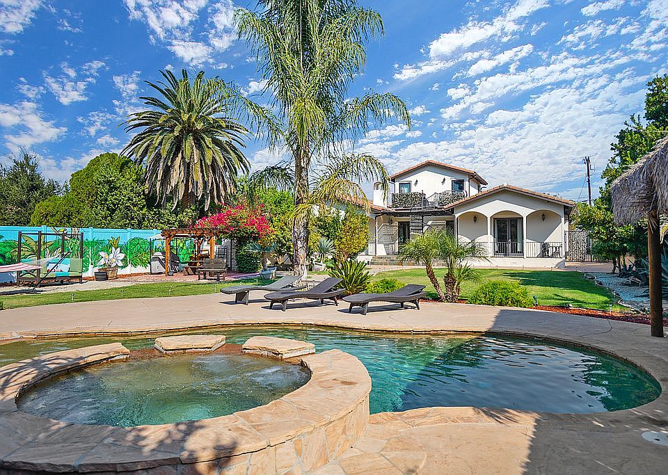 1st image of 5663 Jumilla Ave