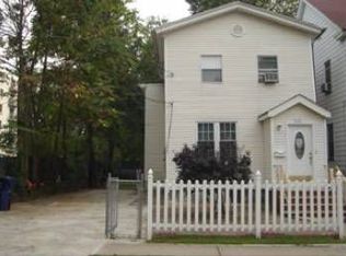 137 Clay St, Hackensack, NJ 07601