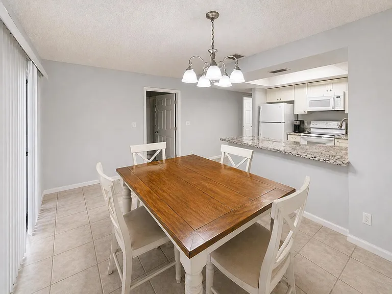 9262 Green Meadows Way — Photo 6
