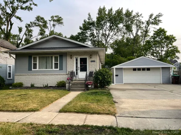 275 Hurd St, Milan, MI 48160