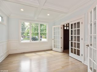 680 S Berkley Ave, Elmhurst, IL