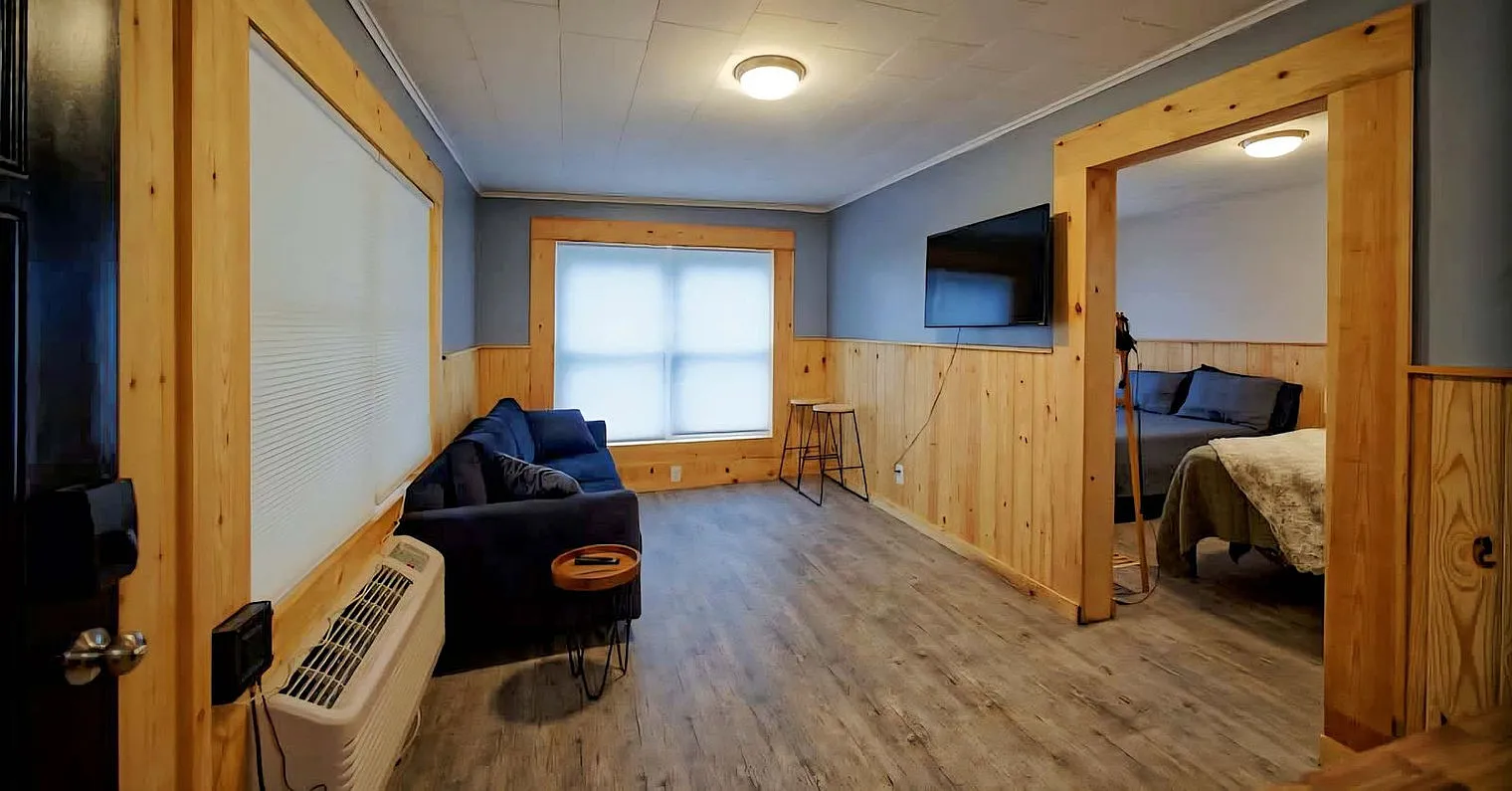 2 bed, 2.0 bath, $2,852 — Photo 1