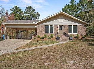 93 Temple Rd, Petal, MS 39465
