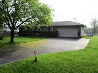 11436 Grafton Rd, Carleton, MI 48117