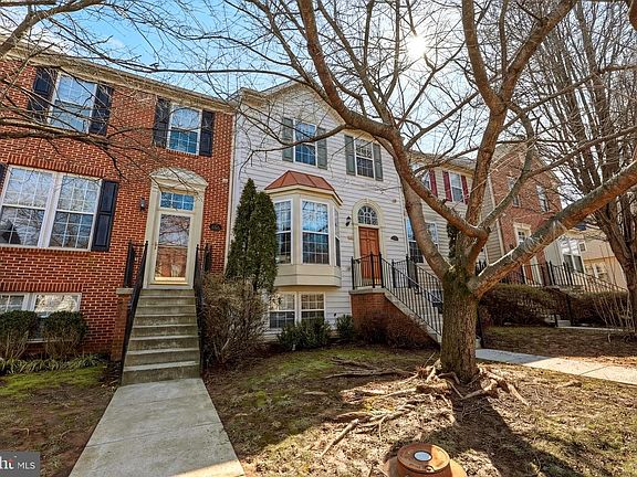 3rd image of 148 Riparian Ln