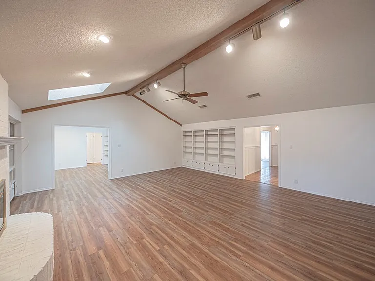 4007 Crestridge Dr — Photo 13