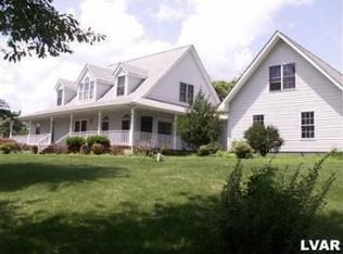 532 Quiet Valley Rd, Mount Bethel, PA 18343