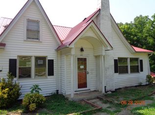 1471 Overlook Dr, Lenoir, NC 28645