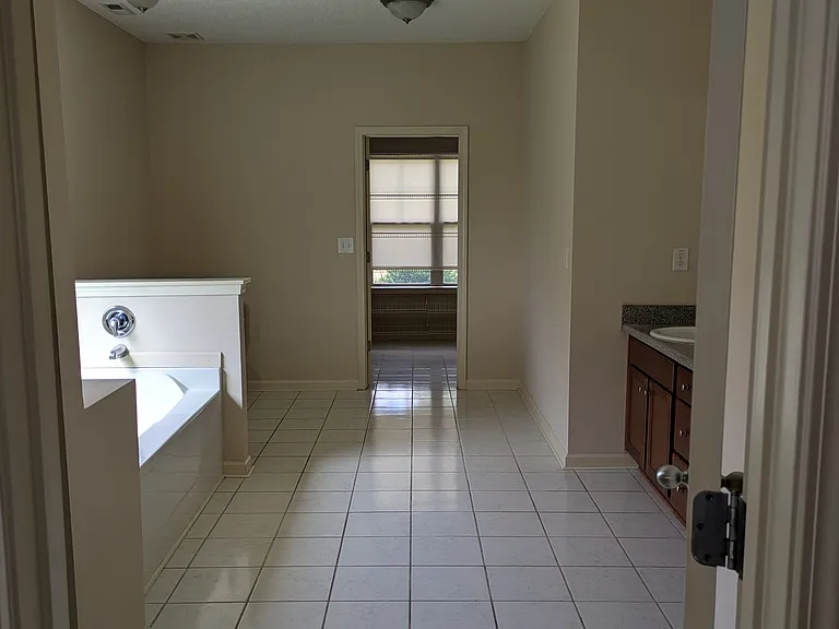 108 Blue Spruce Dr — Photo 16