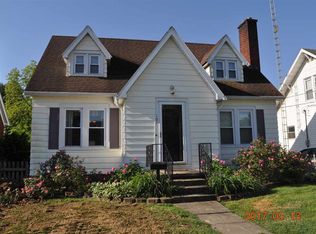 107 E 2nd St, Huntingburg, IN 47542
