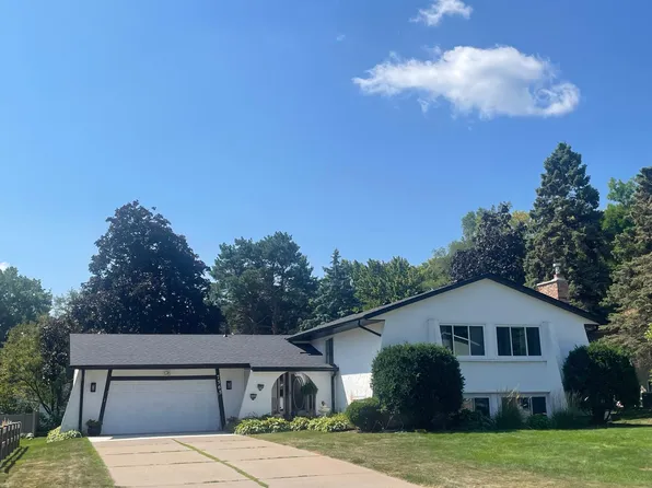7565 Paul Rd, Woodbury, MN 55125