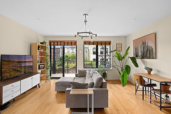 1st image of 727 Prospect Pl #2B