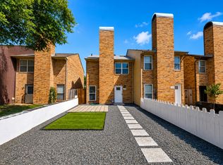 2240 Colony Ct, Dallas, TX 75235