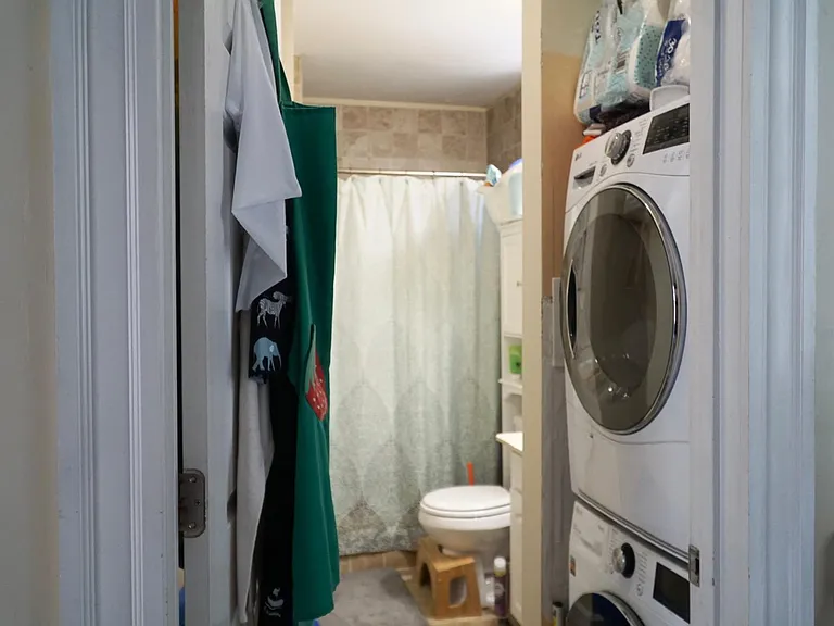 14 Dana St #1 — Photo 8