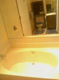5th image of 1112 Northvale Dr