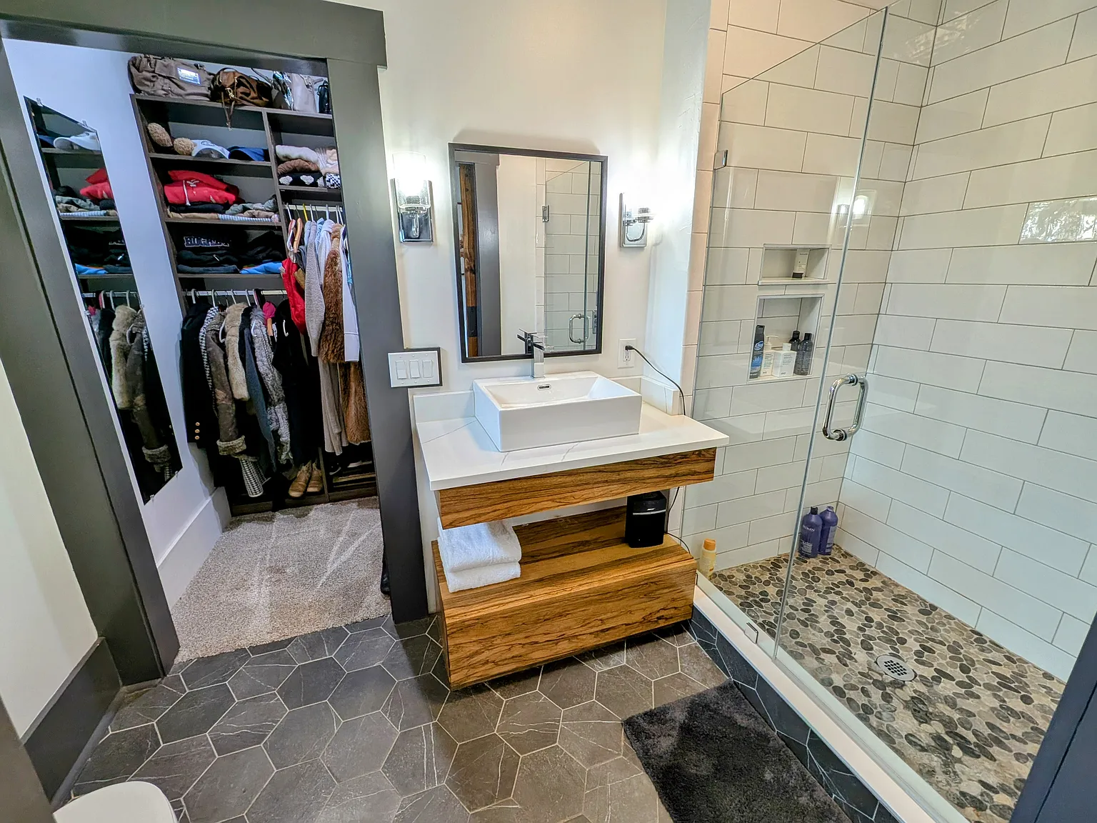 3 bed, 1.5 bath, 1500 sqft, $2,750 — Photo 3