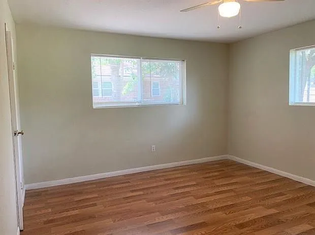 1401 Paul St — Photo 10