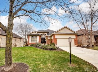 909 Eagle Run Dr, Dayton, OH 45458