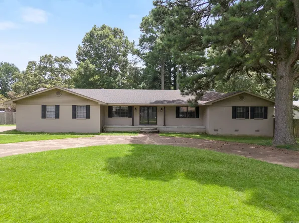 701 W Iowa St, Beebe, AR 72012