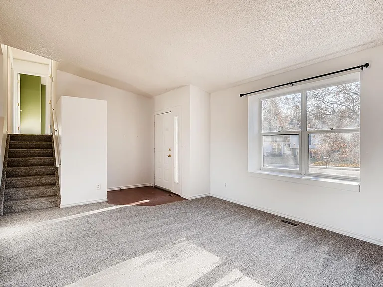 2634 Deliverance Dr — Photo 2