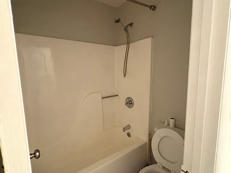 128 S 3rd St #22 — Photo 8