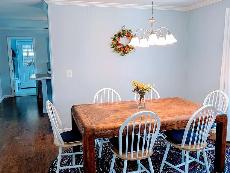 1055 Gunter Corner Rd — Photo 6