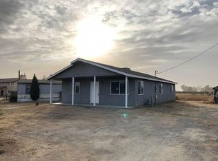 2437 N Palm St, Pixley, CA 93256
