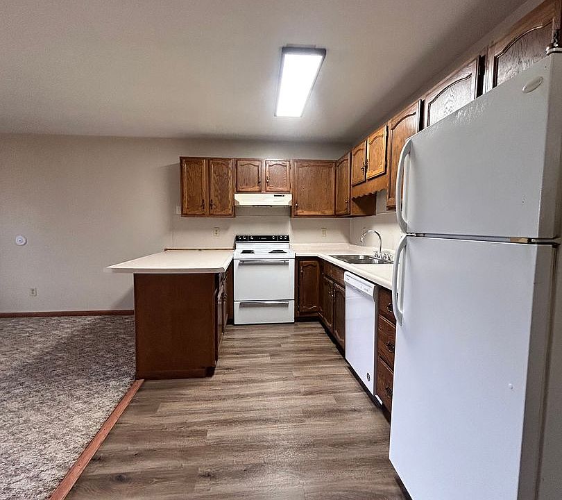 1st image of 220 S Holly Ave #224-8