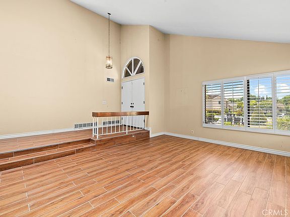 4th image of 25502 Ponce Ct
