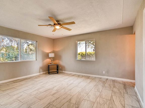5th image of 3616 E Arcadia Ave