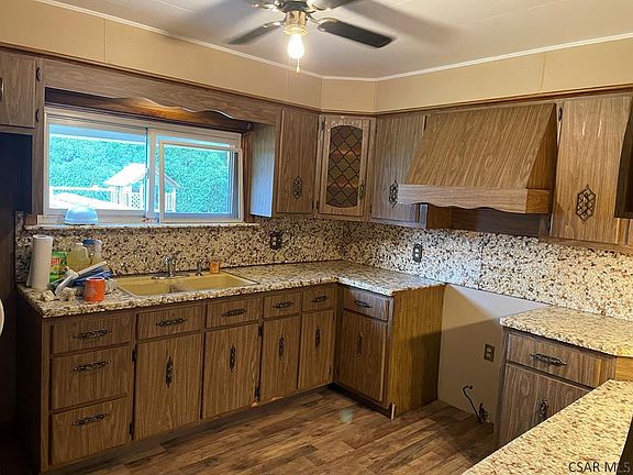 2nd image of 618-620 6th St