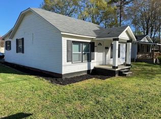 1906 Crestmont St, Kannapolis, NC 28081