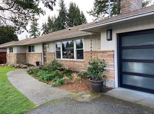 8512 Maple Ln, Edmonds, WA 98026