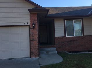 412 Stone Dr, Manhattan, KS 66503