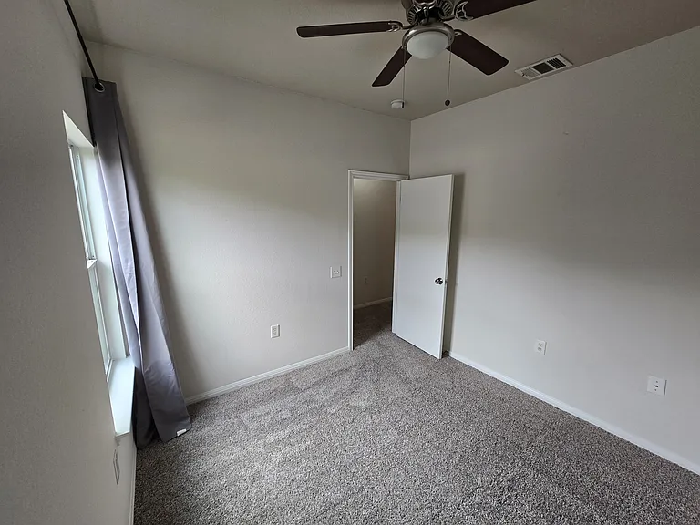 1604 Singleton Ave #A — Photo 25