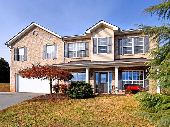 2nd image of 1247 Long Leaf Ln