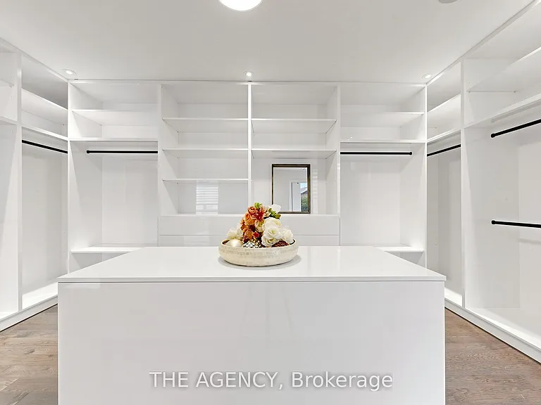 32 Conger St — Photo 23