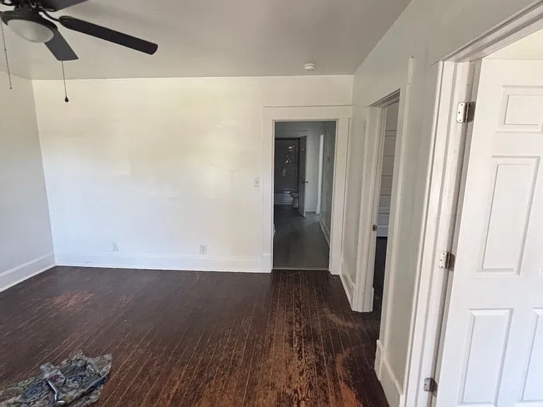 2159 N Main Ave — Photo 2