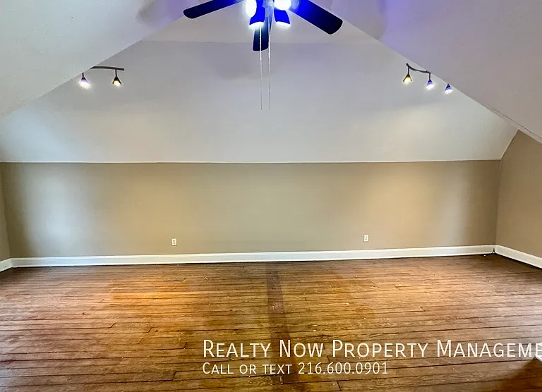 3671 Daleford Rd #3671-UP — Photo 3